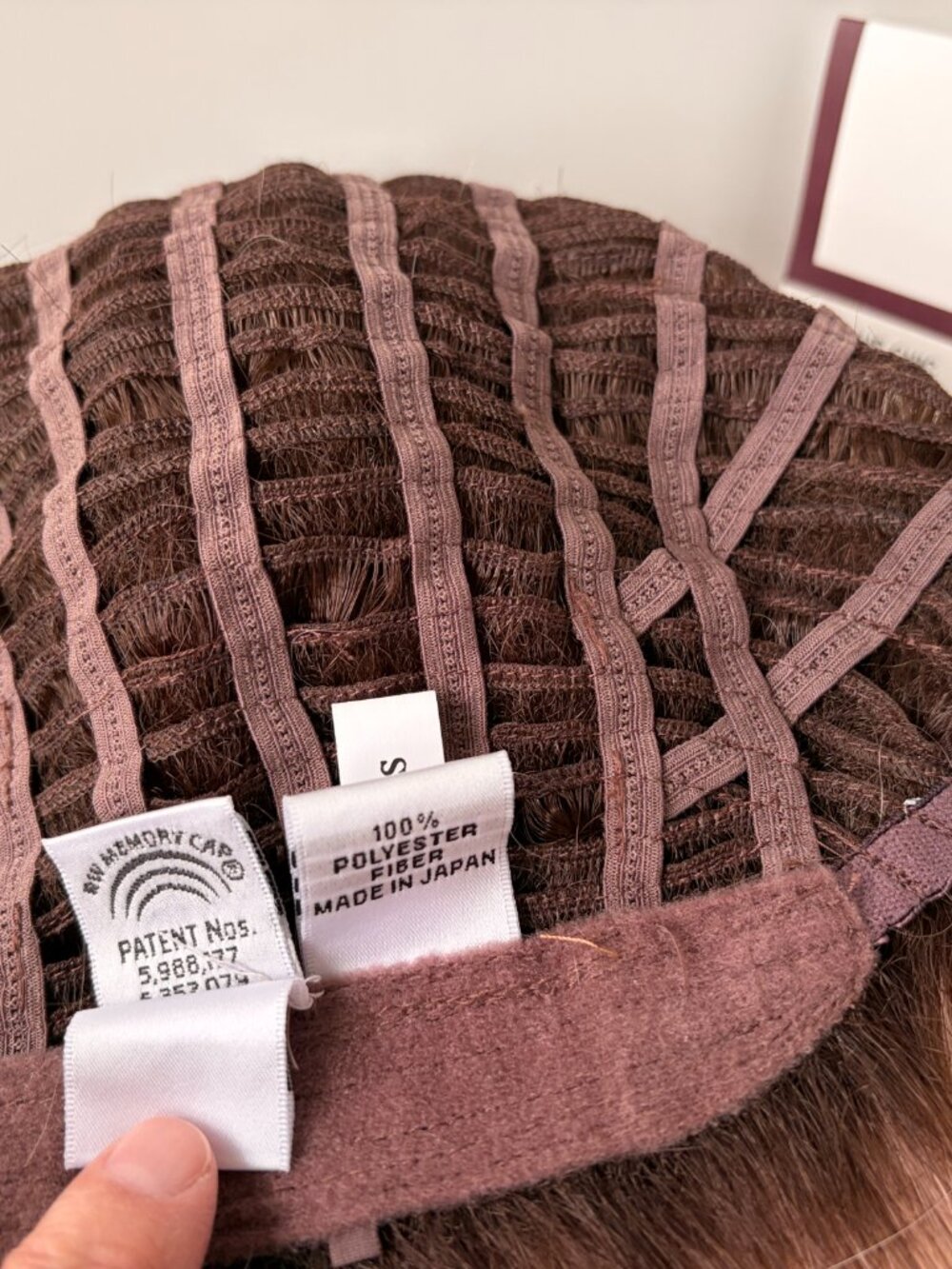 NWT Raquel Welch BOUTIQUE CHIC, RL16/22SS, LF, Avg Cap Synthetic Wig - Picture 12 of 13